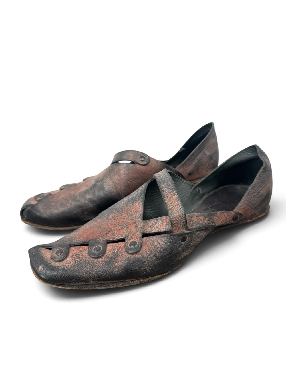 Cydwoq Vintage Dream Hand Sculpted Distressed Leather Flats Slip-Ons